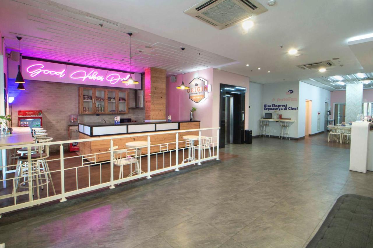 Cleo Hotel Tunjungan Surabaya Luaran gambar