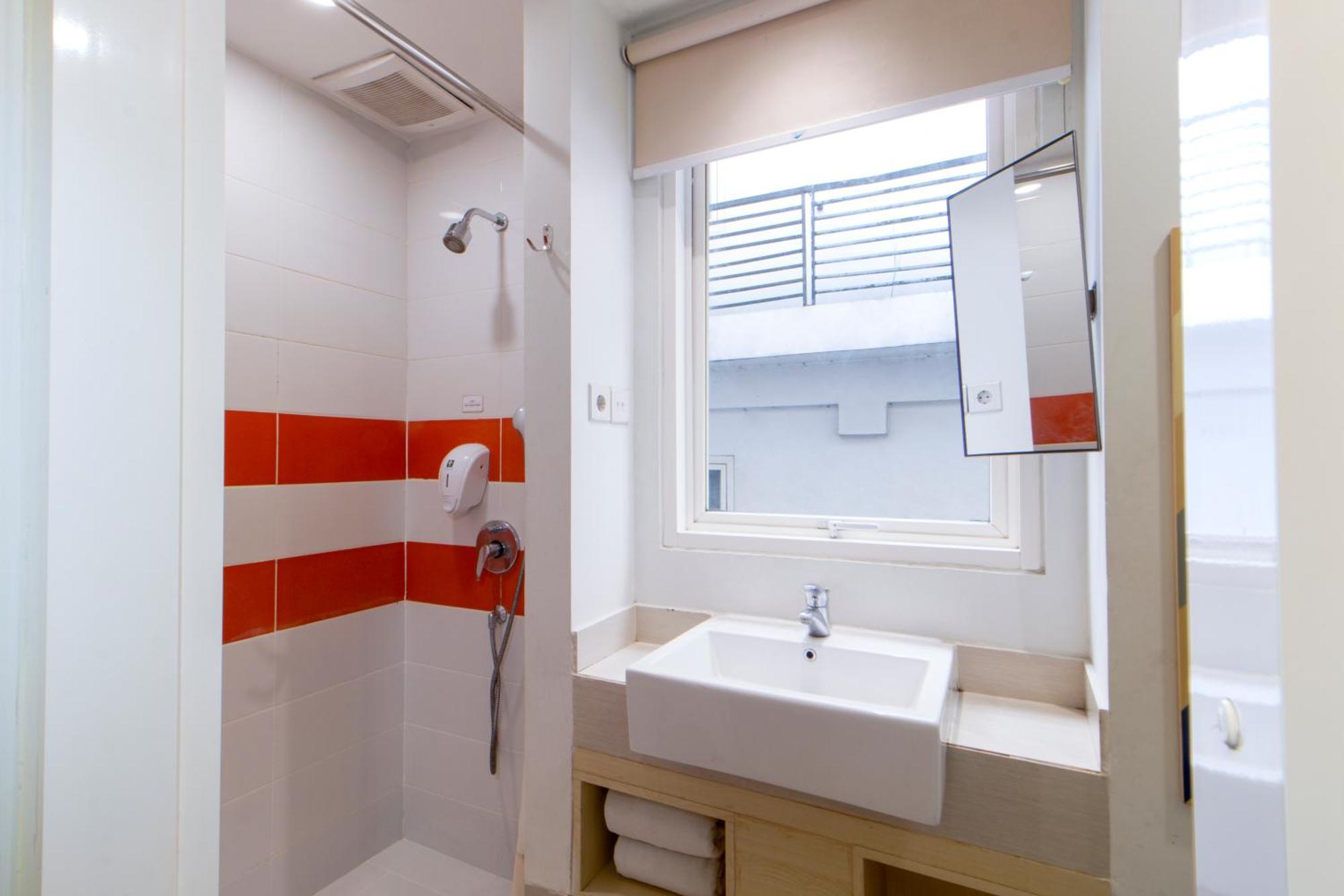 Cleo Hotel Tunjungan Surabaya Luaran gambar