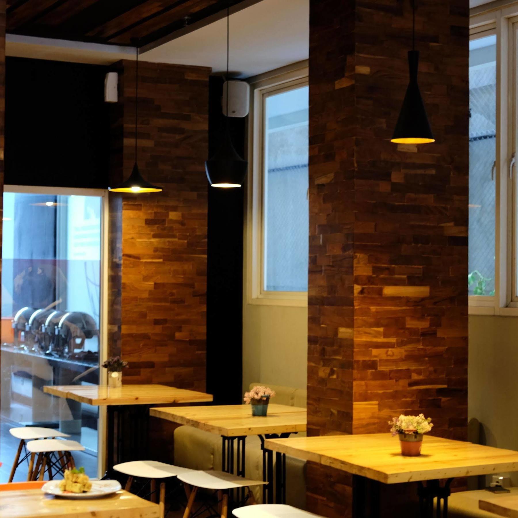 Cleo Hotel Tunjungan Surabaya Luaran gambar