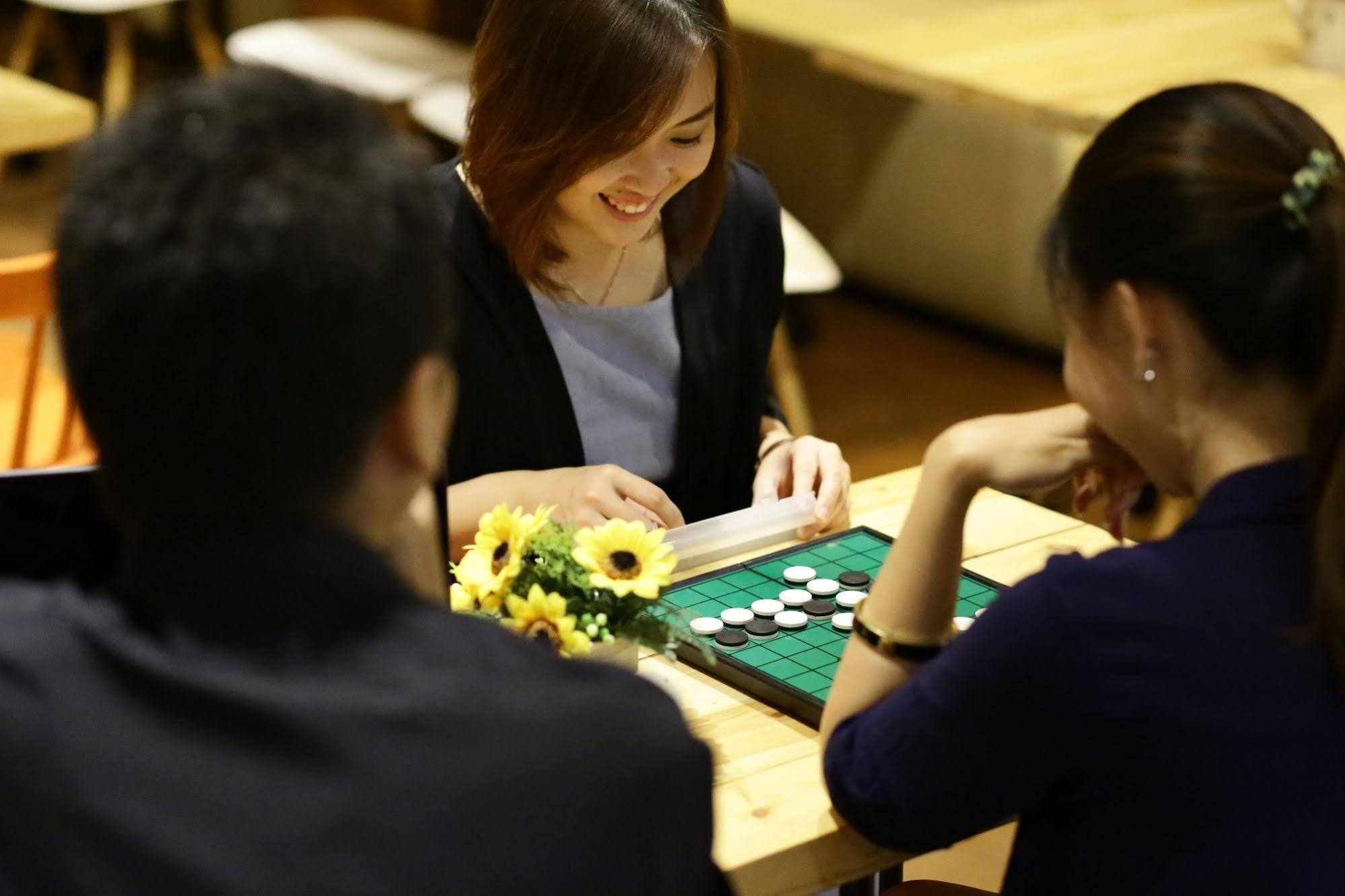 Cleo Hotel Tunjungan Surabaya Luaran gambar